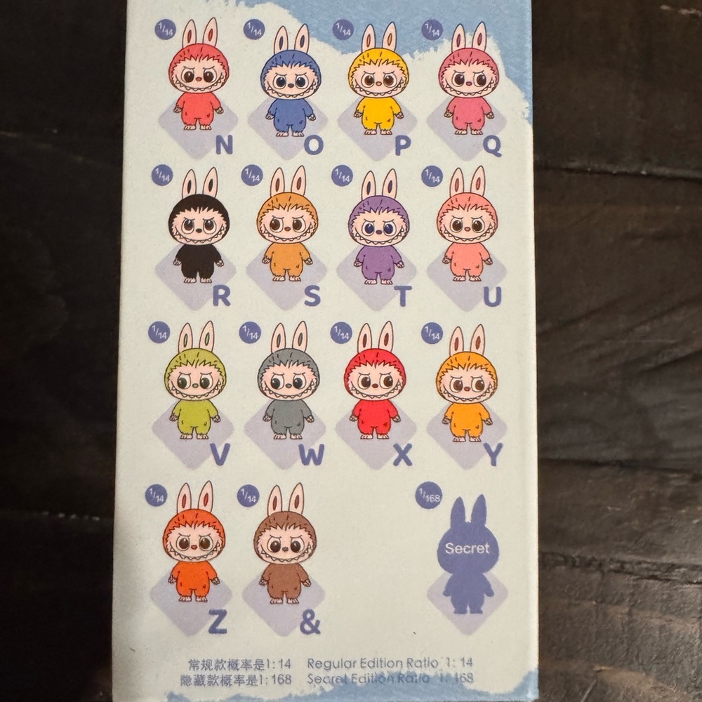 Pop Mart Labubu Pin For Love Keychain - X - Red - Picture 3 of 8